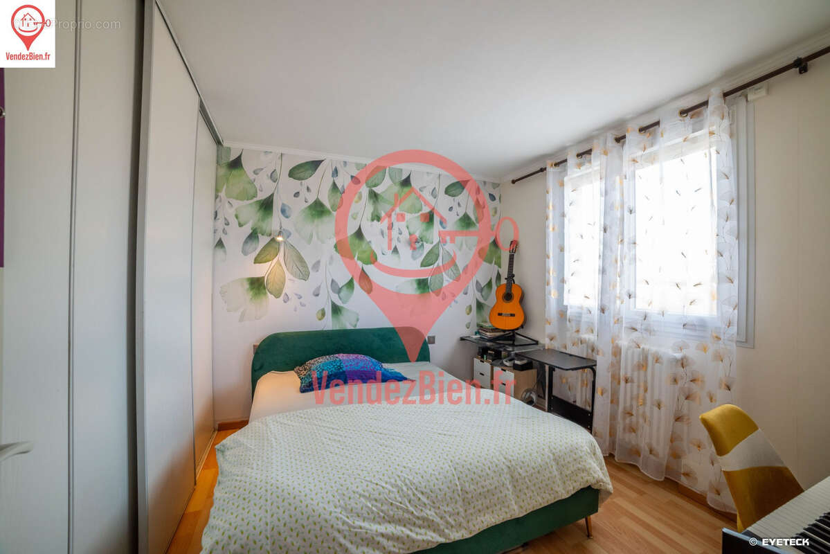 Maison à SAINT-DOULCHARD