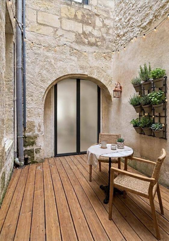 Appartement à BORDEAUX