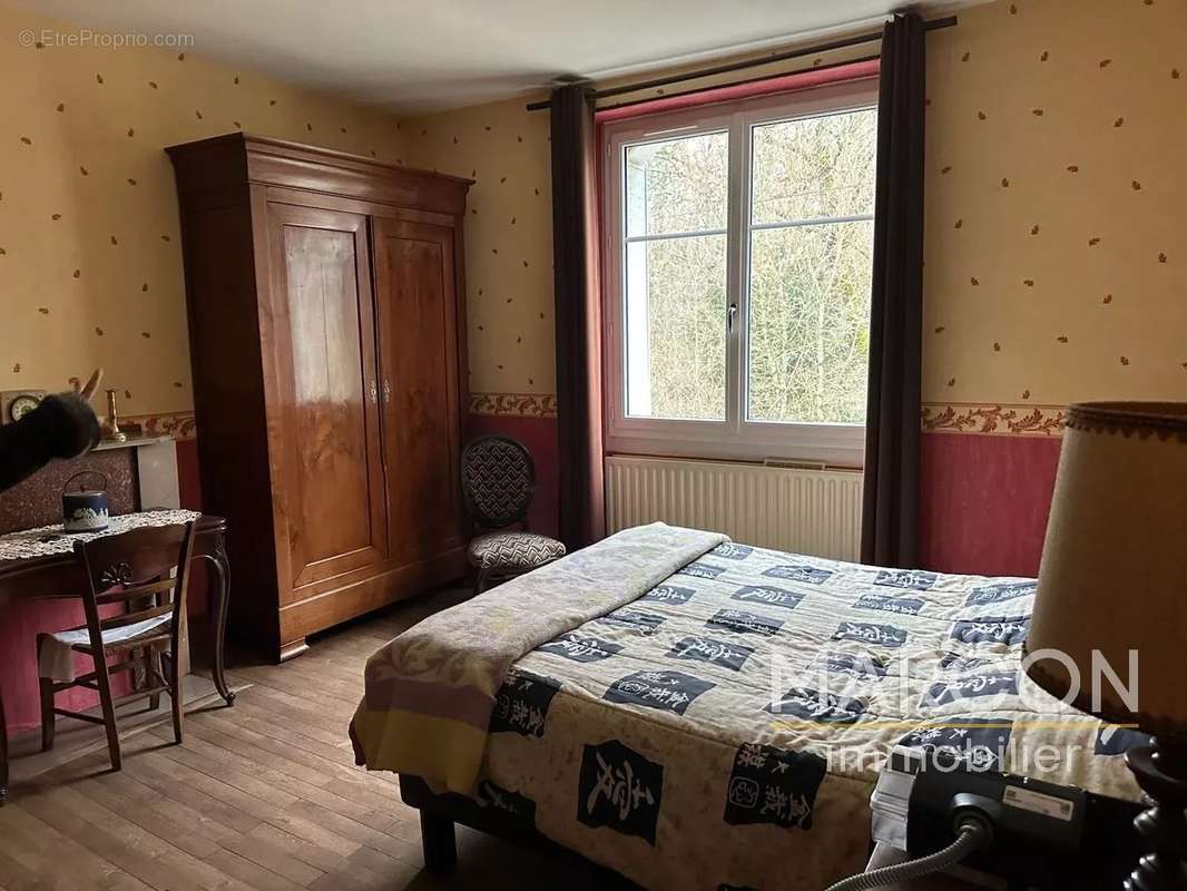 Maison à SAINT-GAULTIER