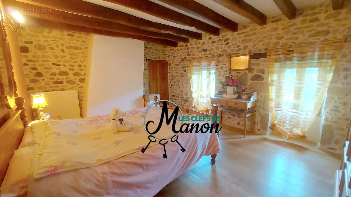 Maison à BESSINES-SUR-GARTEMPE