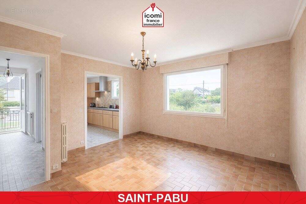 Maison à SAINT-PABU