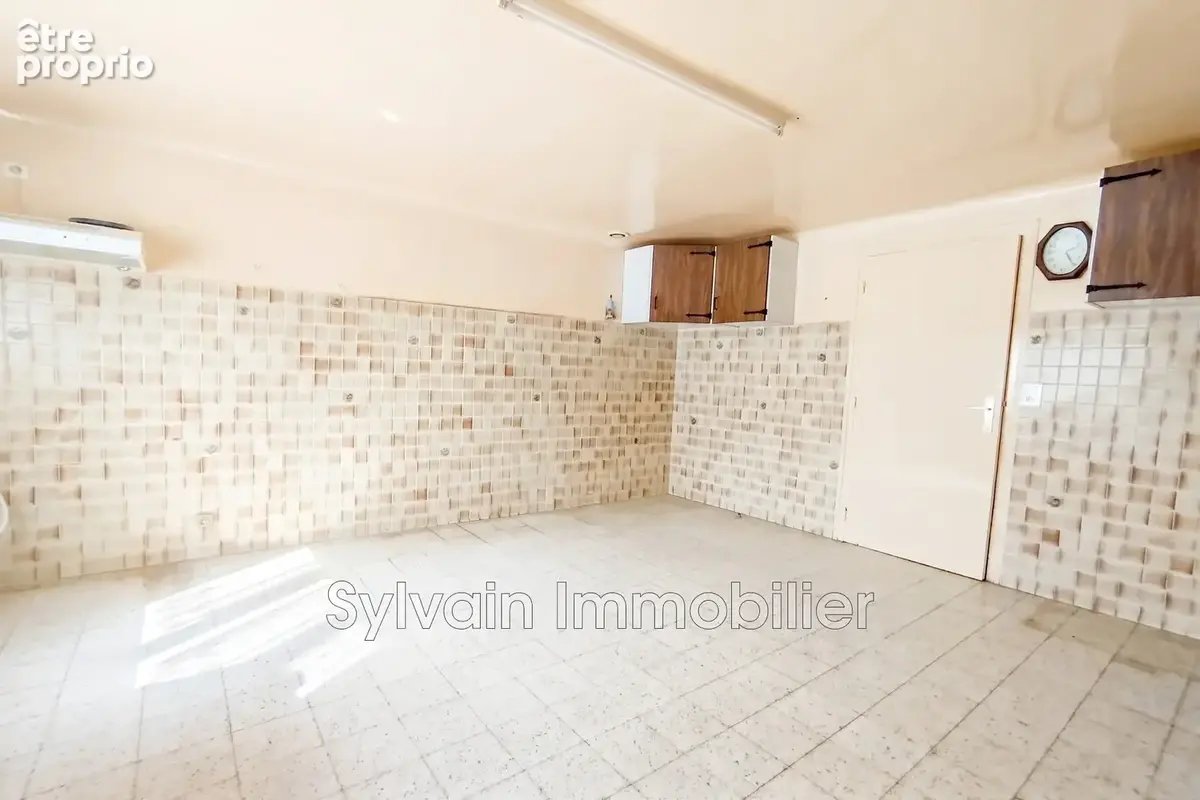 Maison 4 pièces 97 m² à vendre à Aumale (76390) - photo 3