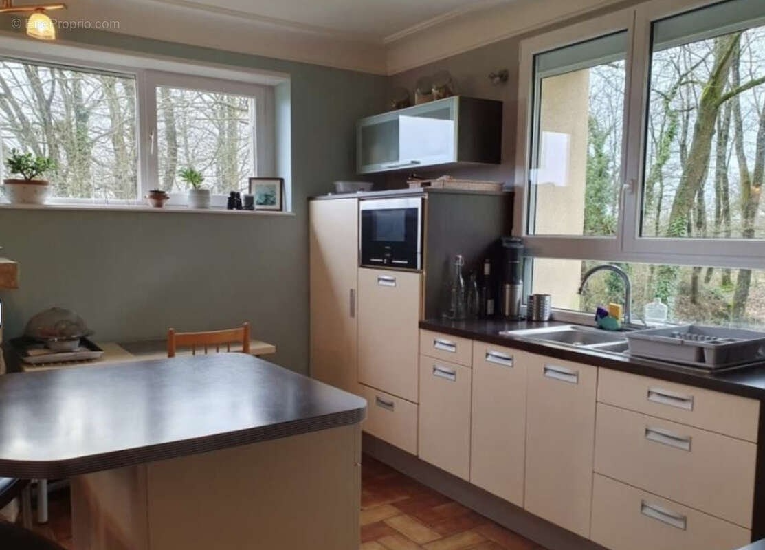 Maison à LOUVIGNE-DU-DESERT