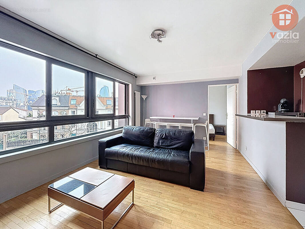 Appartement à SURESNES