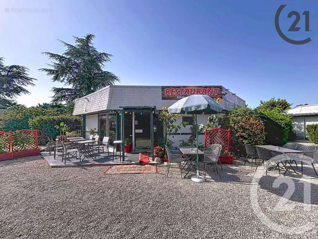 Autre à ESCOLIVES-SAINTE-CAMILLE