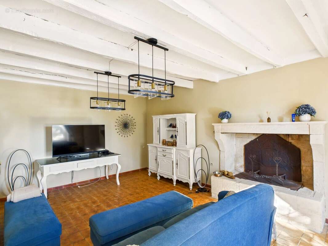 Maison à VILLEFAGNAN