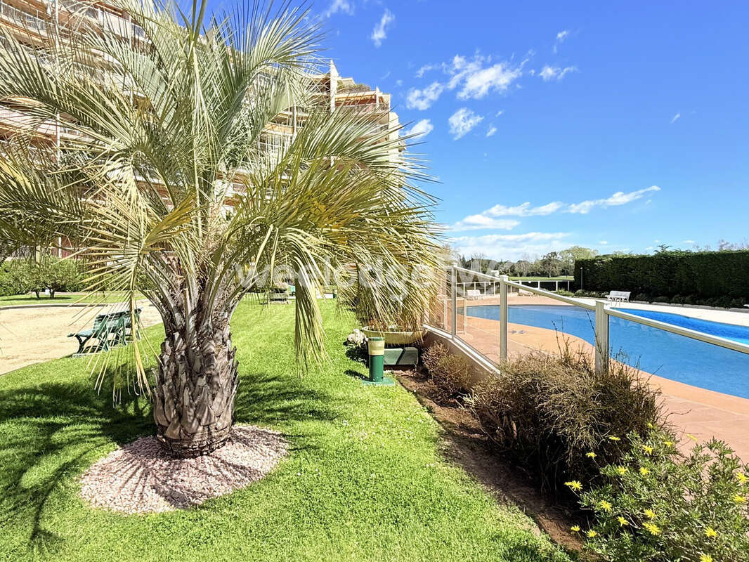 Appartement à MANDELIEU-LA-NAPOULE