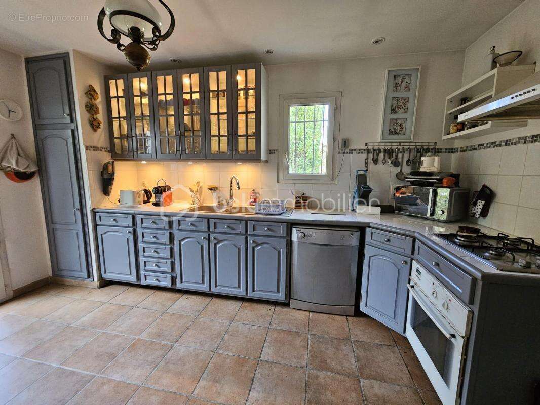 Maison à FLASSANS-SUR-ISSOLE