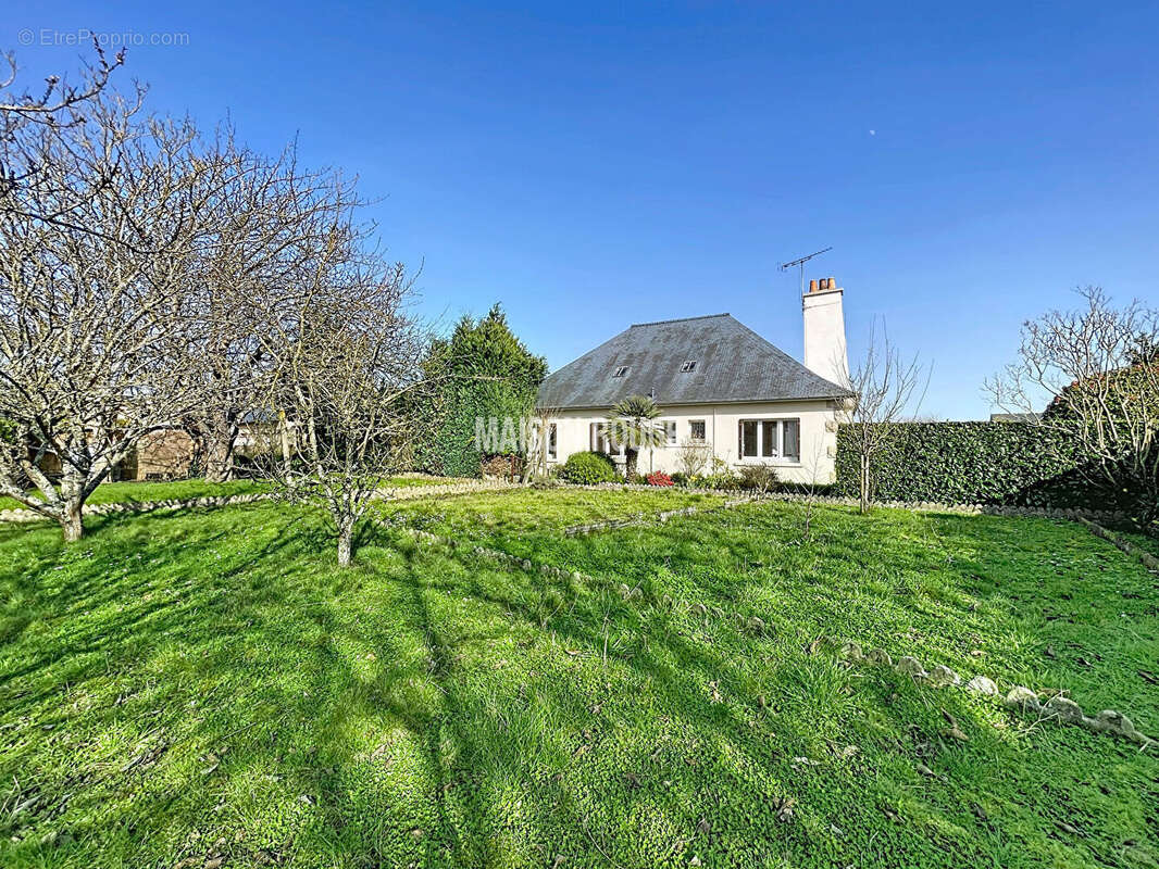 Maison à MINIAC-MORVAN