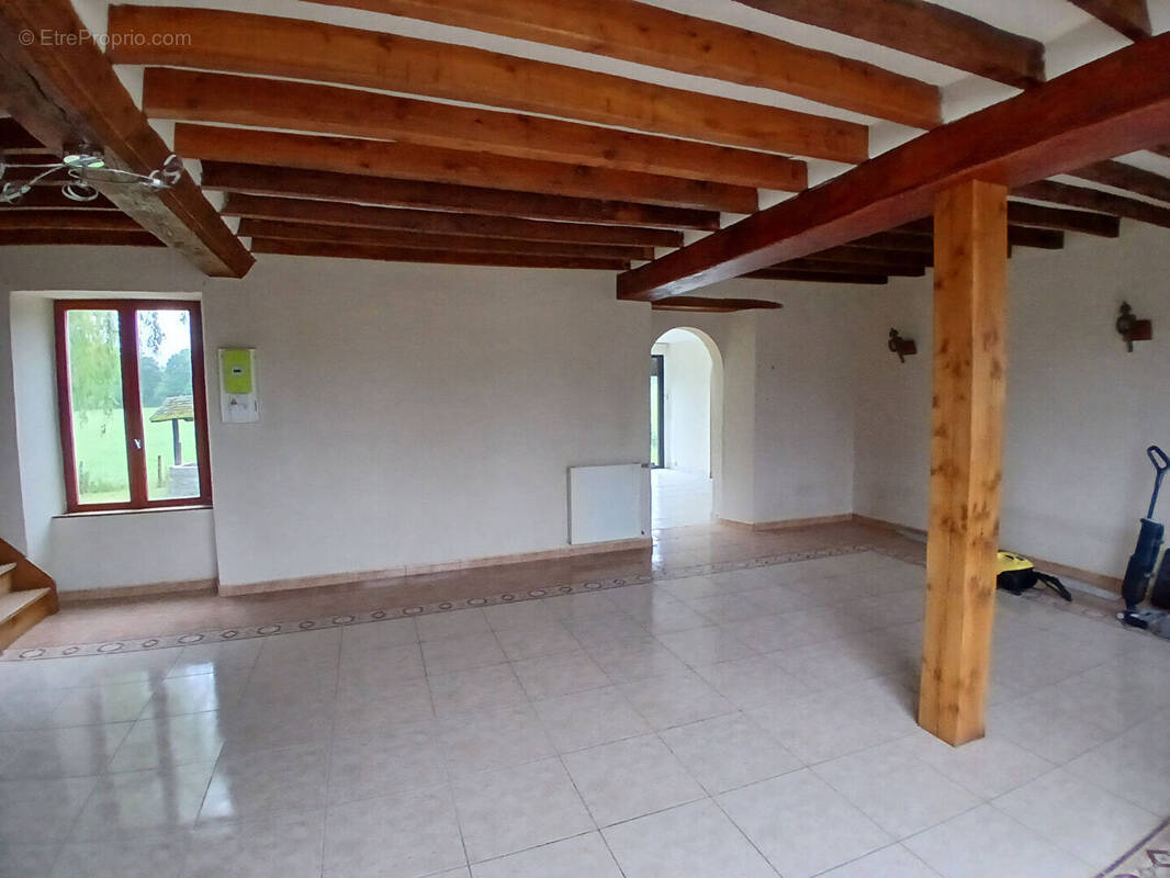 Maison à CHEMERE-LE-ROI