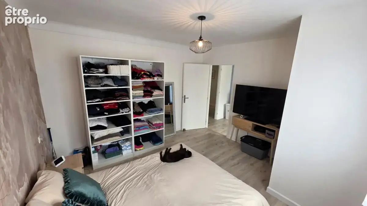 Maison en pierre entièrement rénovée, 173,30 m², six chambres, garage et jardin clos de 994 m² · Rostrenen (22) - photo 11