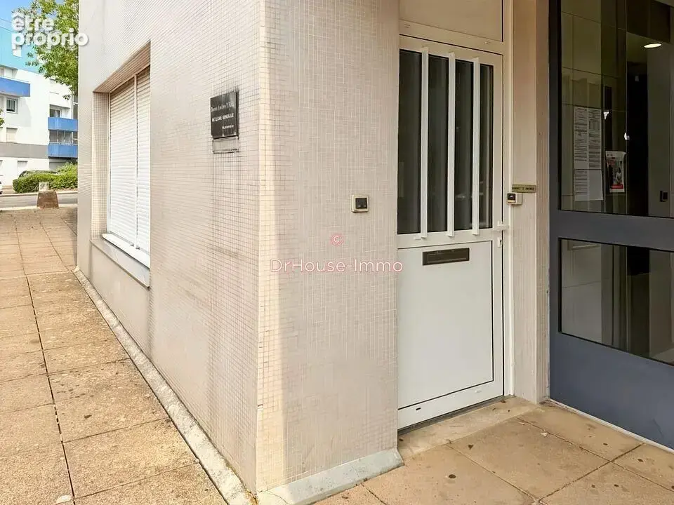 Commerce 37 m² à vendre à Chevigny-Saint-Sauveur (21800) - photo 8