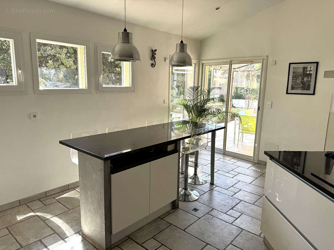 Maison à VILLENEUVE-LES-AVIGNON