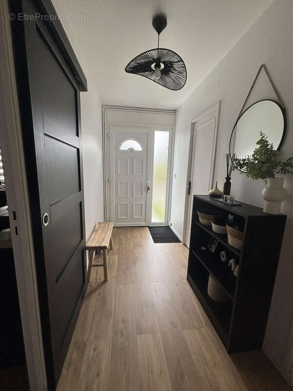 Maison à SAINS-EN-AMIENOIS