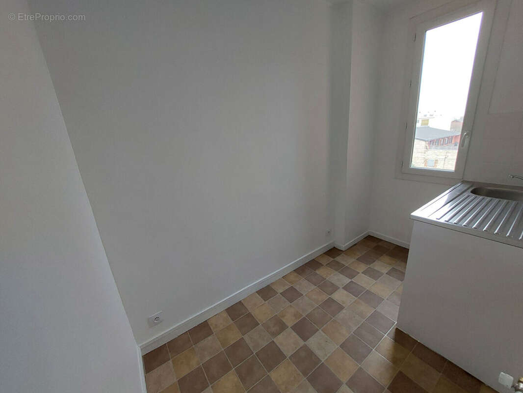 Appartement à GENNEVILLIERS