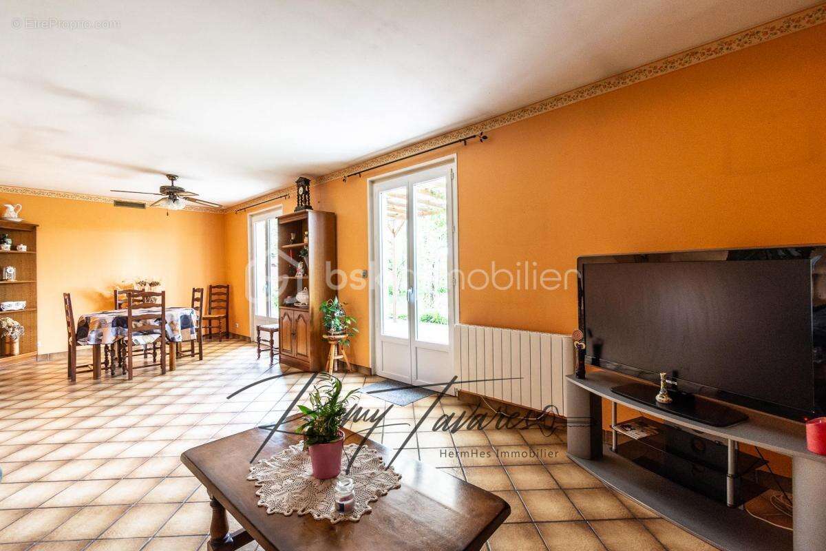 Maison à GREZ-SUR-LOING