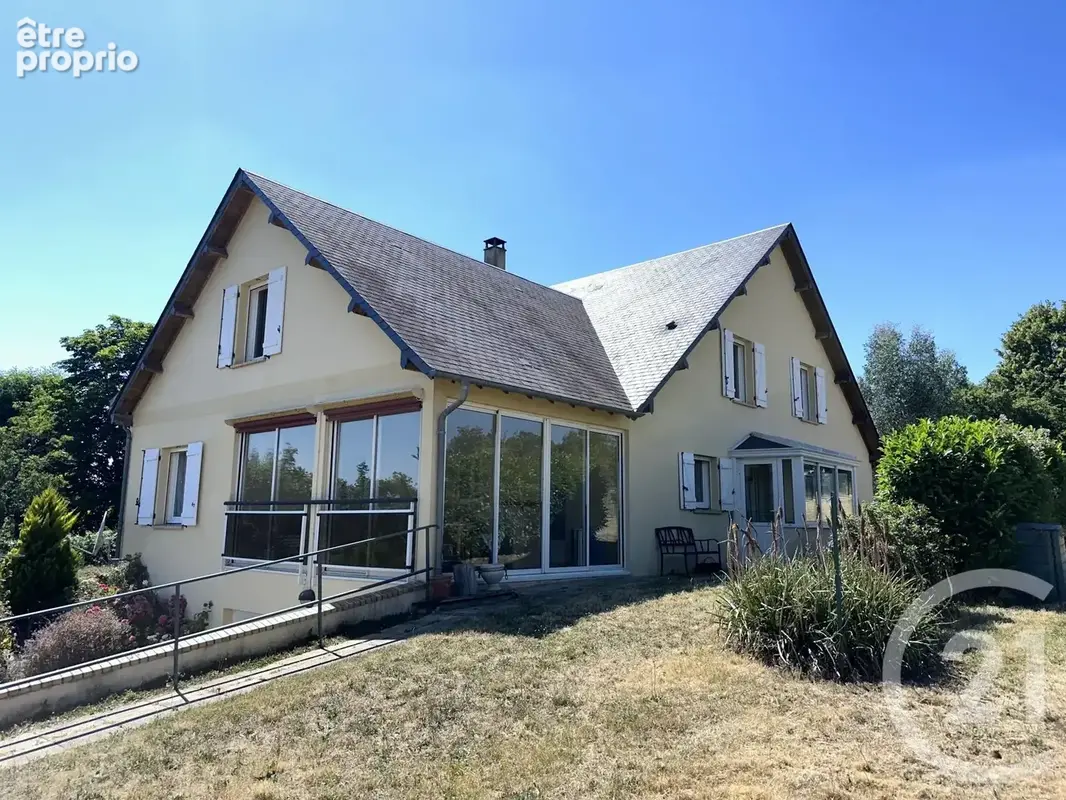 Maison à COSNE-COURS-SUR-LOIRE