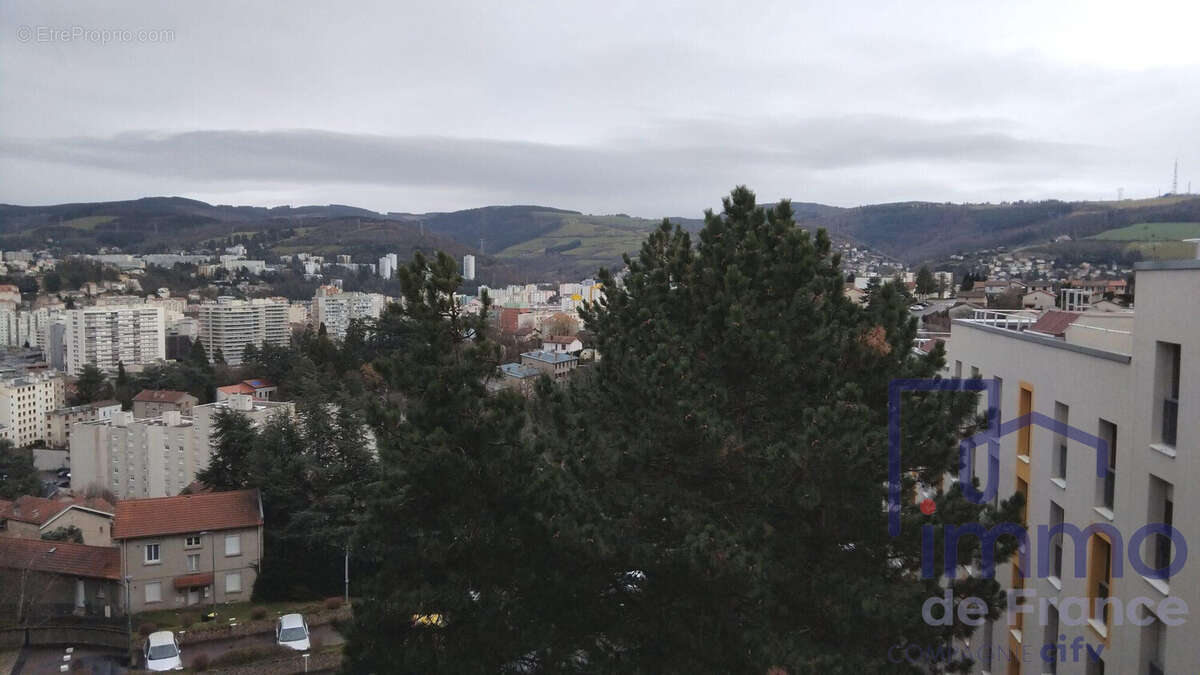 Appartement à SAINT-ETIENNE