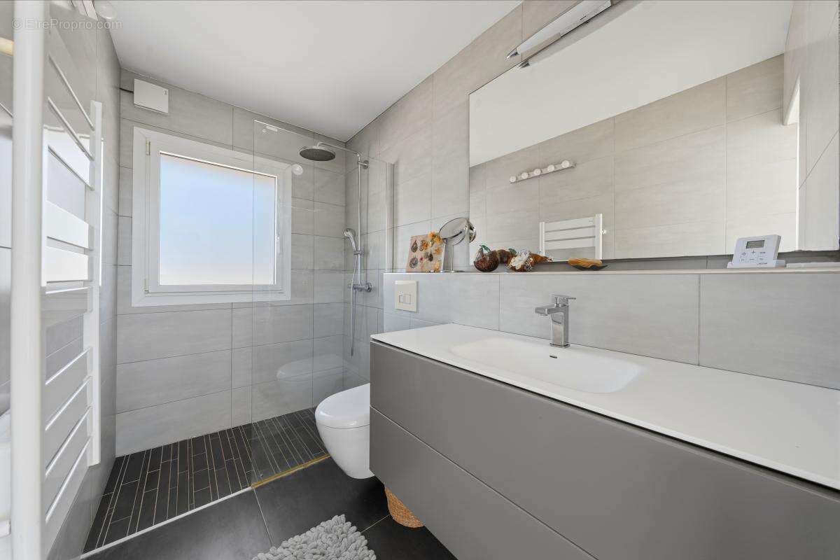 Maison 4 pièces 160m2 sur 924m2 de terrain - photo 11