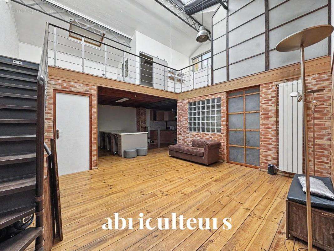 Loft 114 m² – Rare et dans un quartier recherché en vente à Argenteuil (95100) - photo 5
