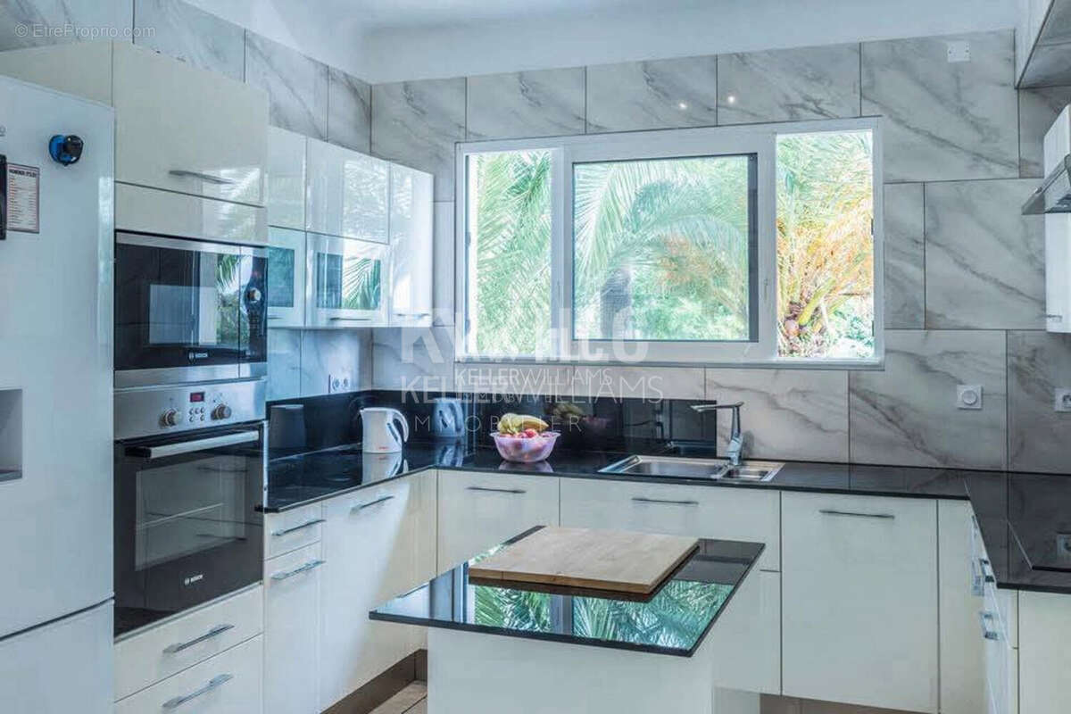 Maison 224 m² à Vallauris  - photo 9