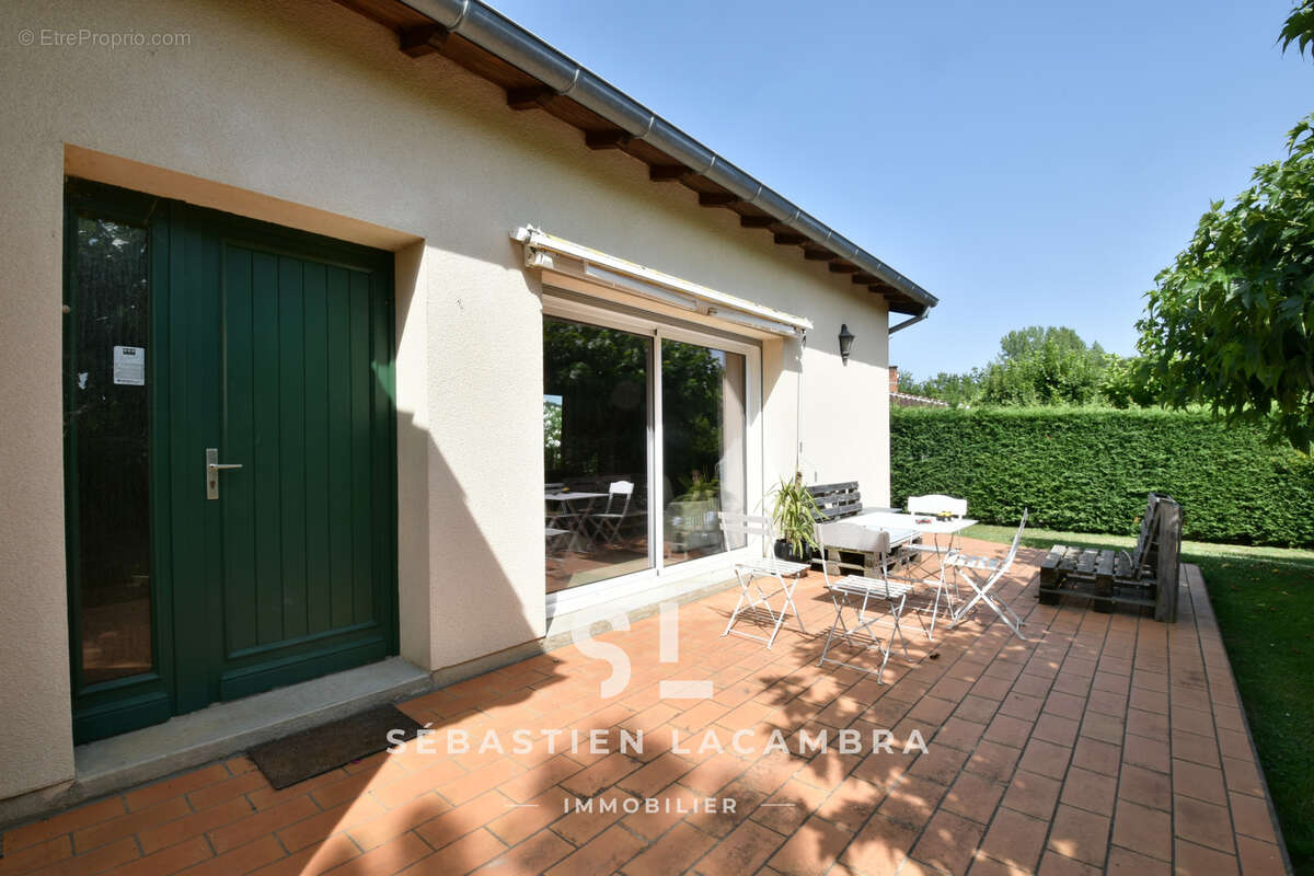 Maison à LESCURE-D&#039;ALBIGEOIS