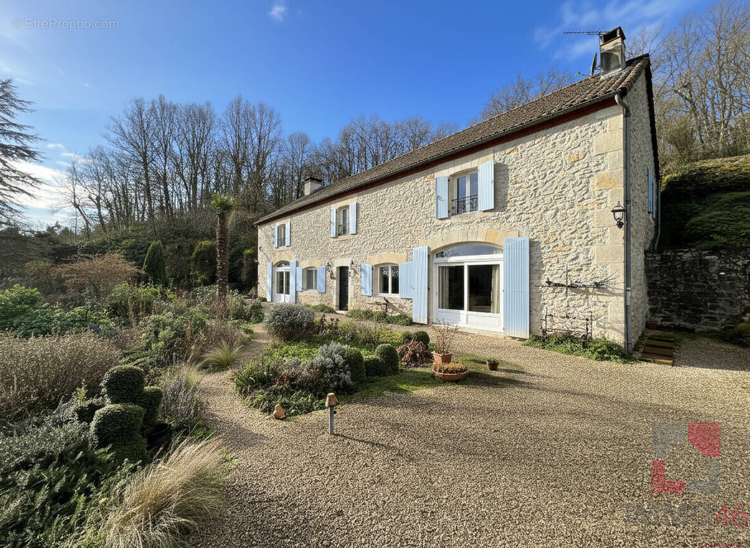 Maison à PUY-L'EVEQUE