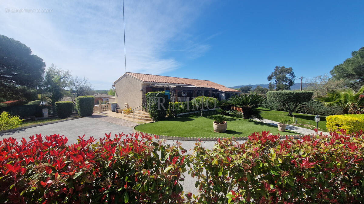 Maison à FREJUS