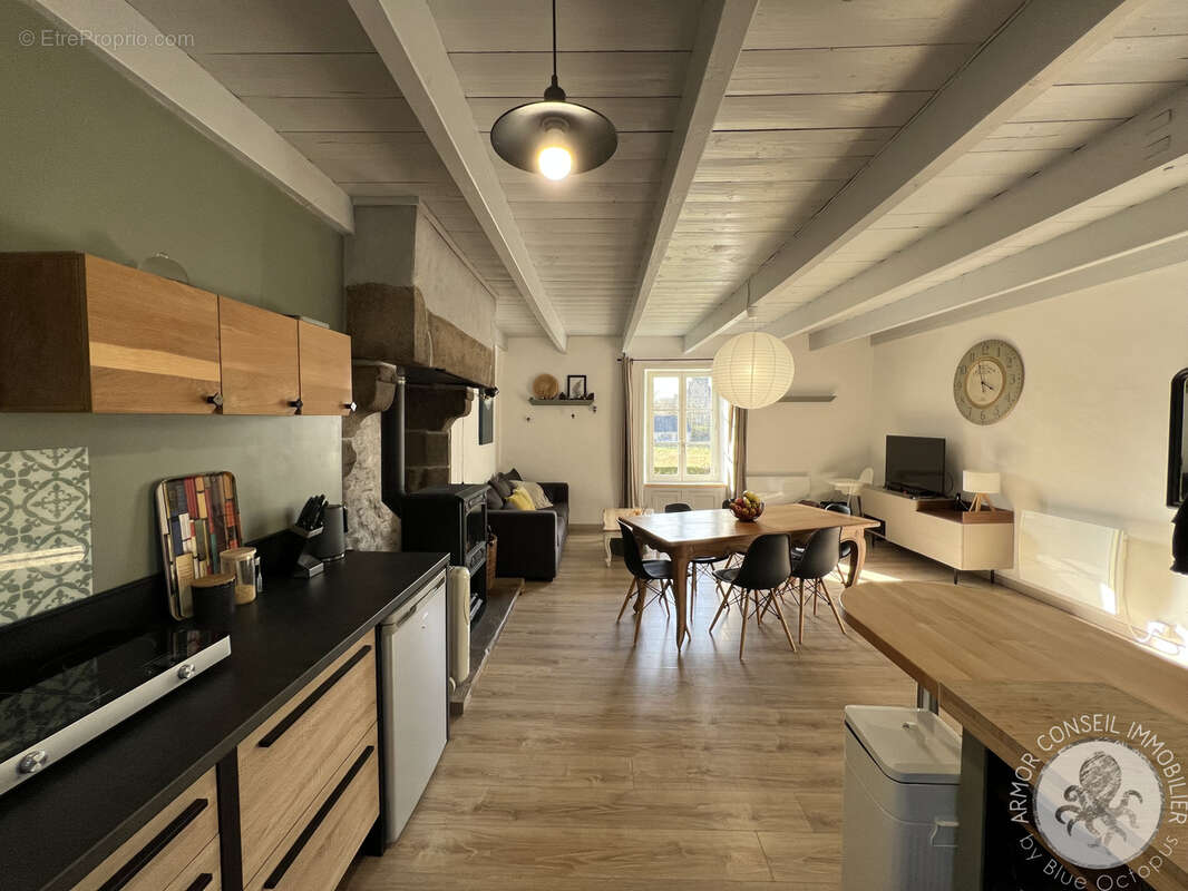 Maison à CREHEN