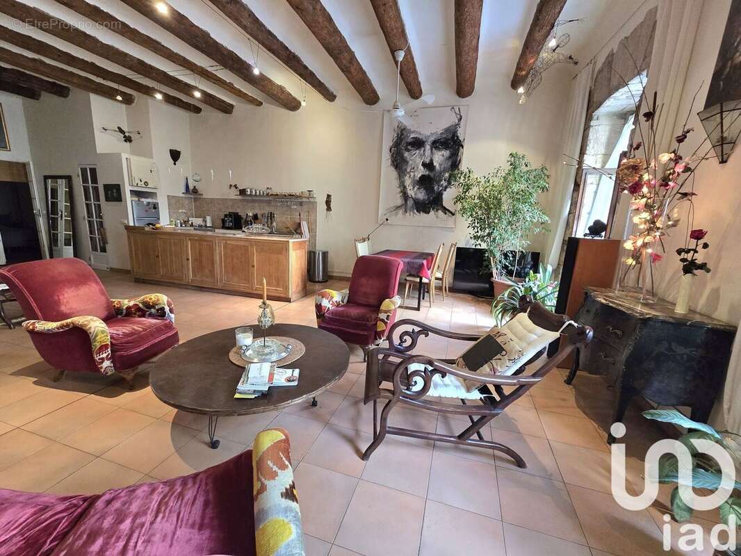 Photo 5 - Commerce à MARSEILLE-2E