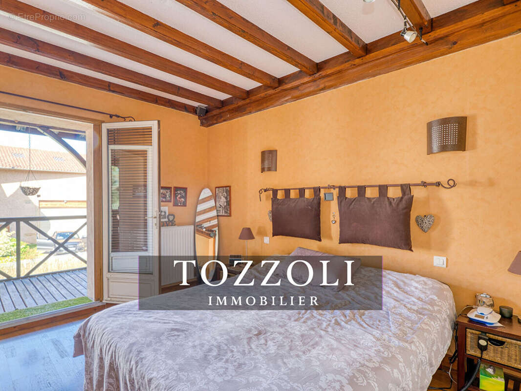 Maison à SAINT-QUENTIN-FALLAVIER