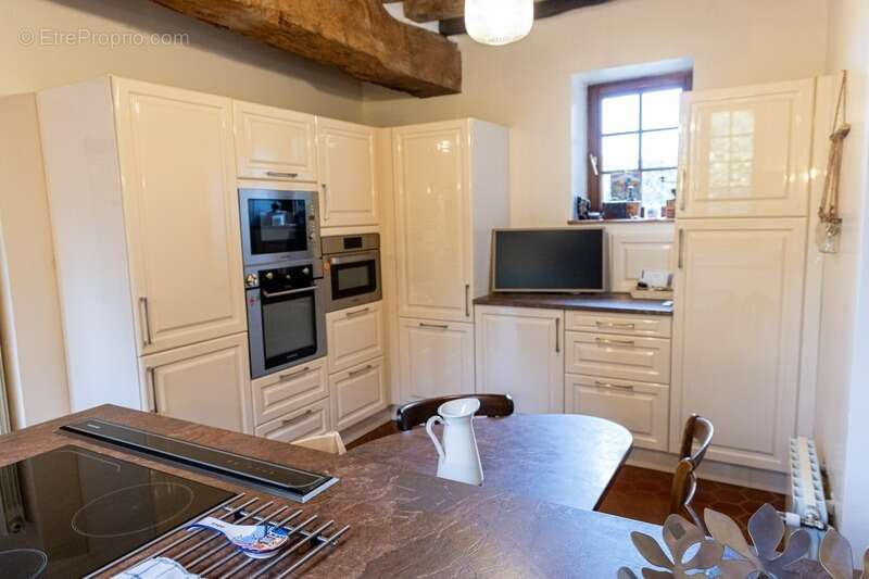 Maison à PONT-L&#039;EVEQUE