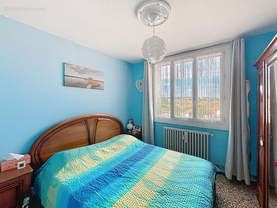 Appartement Nimes 4 pièce(s) 65 m2 - photo 6