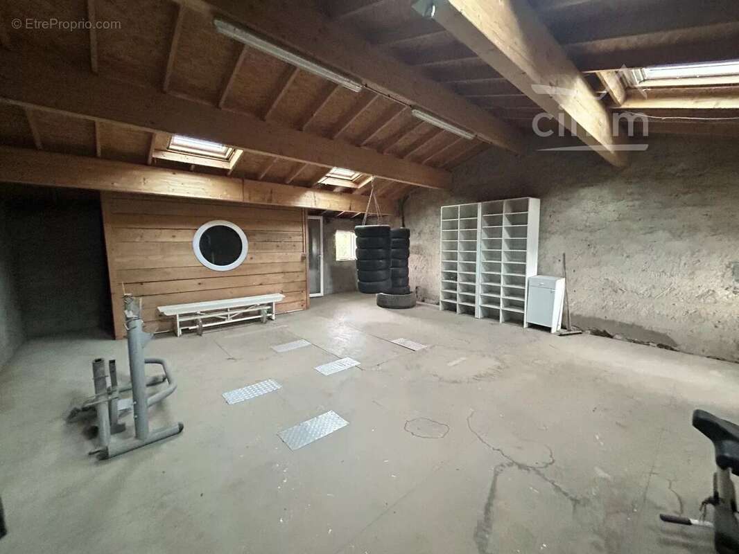 Maison à ROUSSILLON