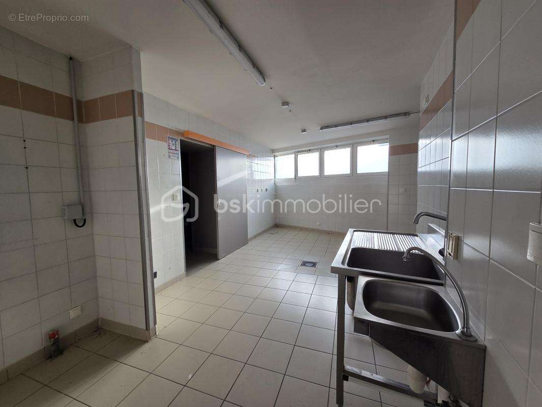Opportunité exceptionnelle au cœur de Saint-Secondin – Immeuble mixte commerce & habitation - photo 11