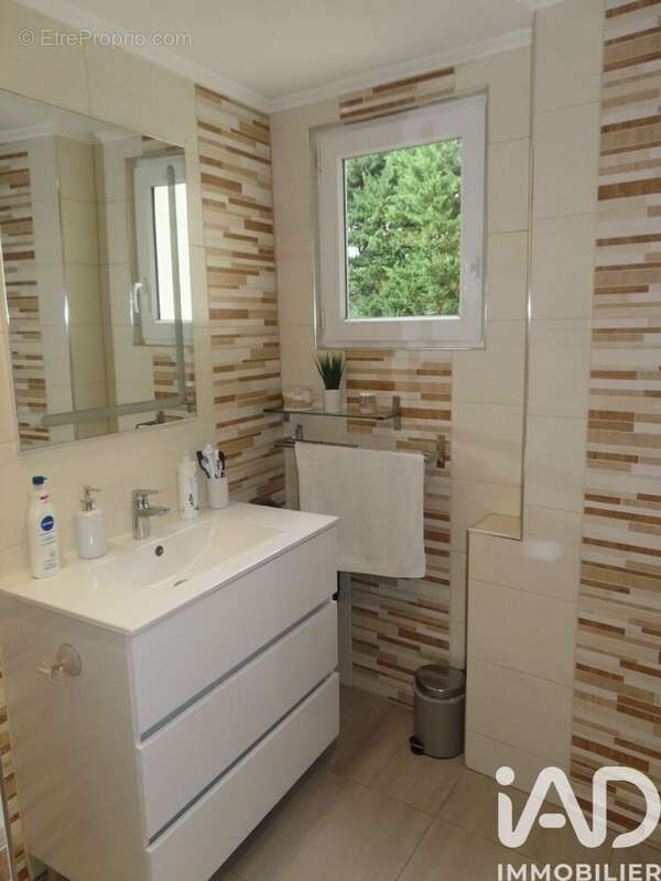 Maison 106 m² à Rebais  - photo 6