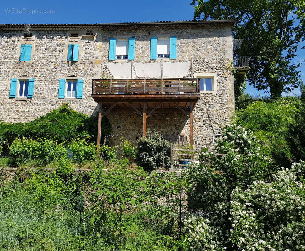 Maison à LES OLLIERES-SUR-EYRIEUX