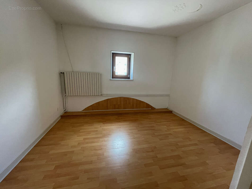 Appartement à DOMMARTIN-LES-REMIREMONT