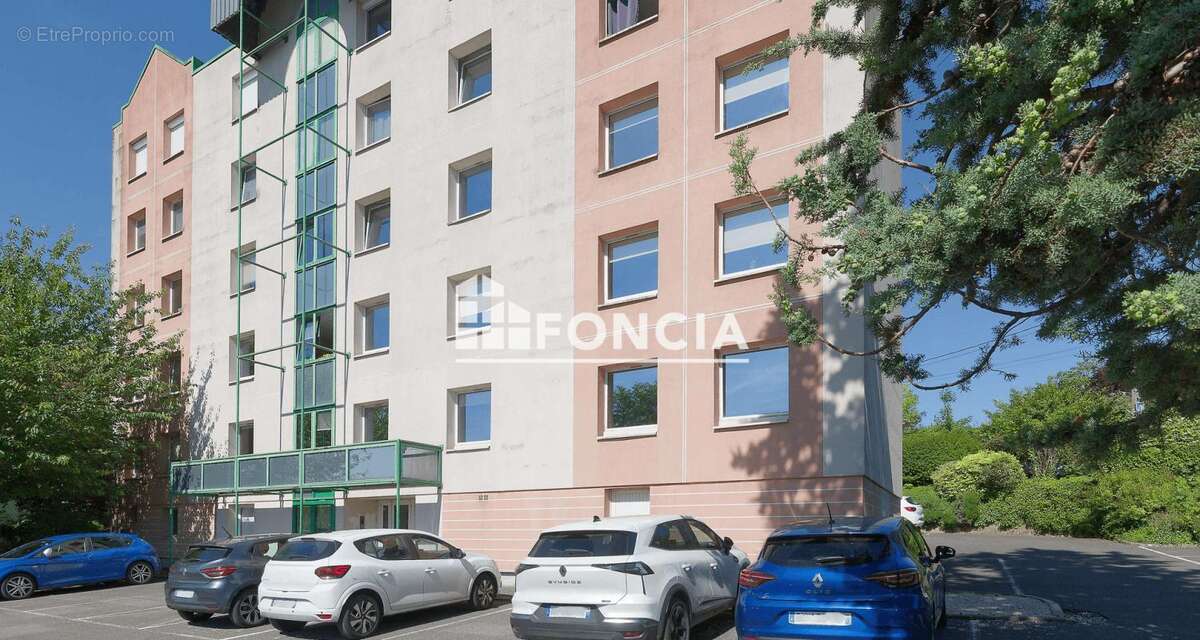 Appartement à MELUN