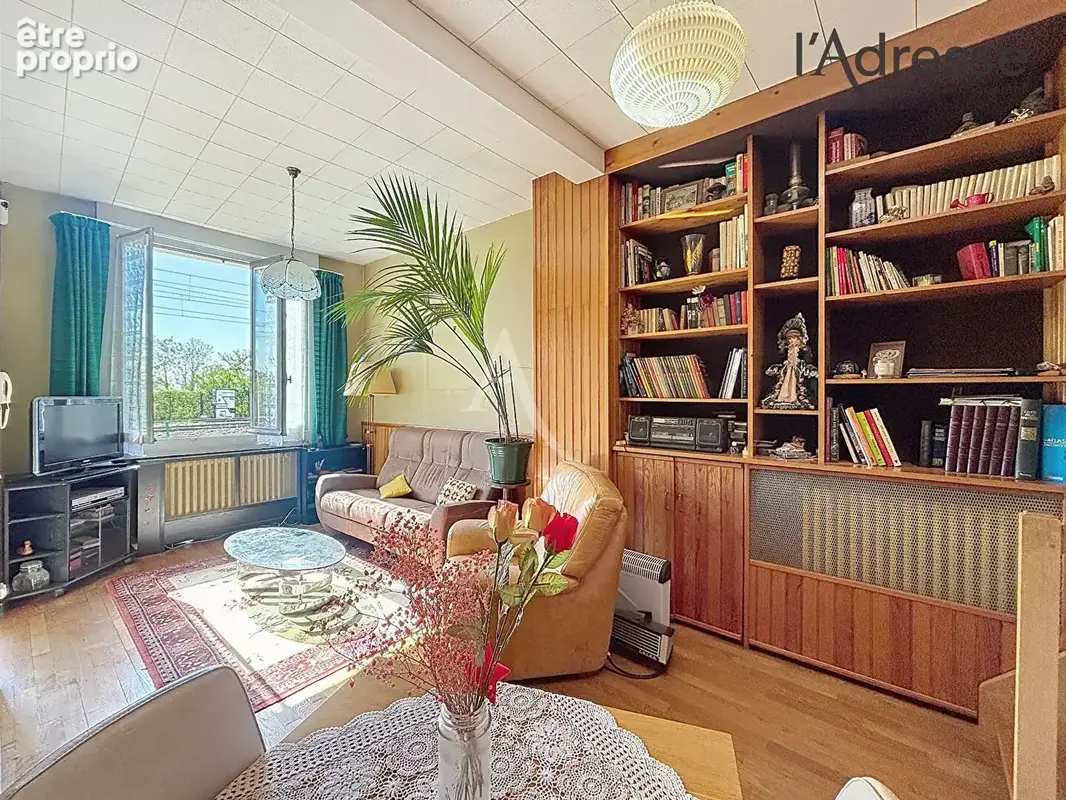 Maison Suresnes 5 pièces -  Vue Paris - photo 3
