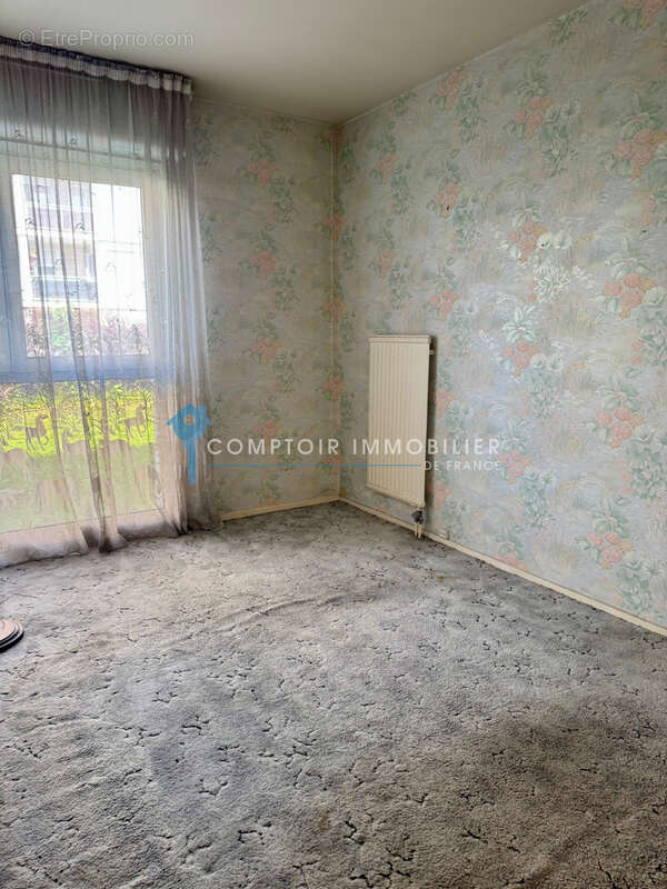 Appartement à CORBEIL-ESSONNES