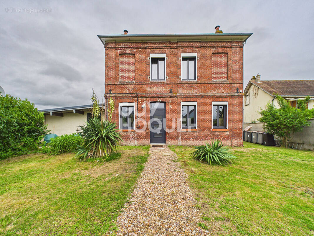 Maison à CLEON