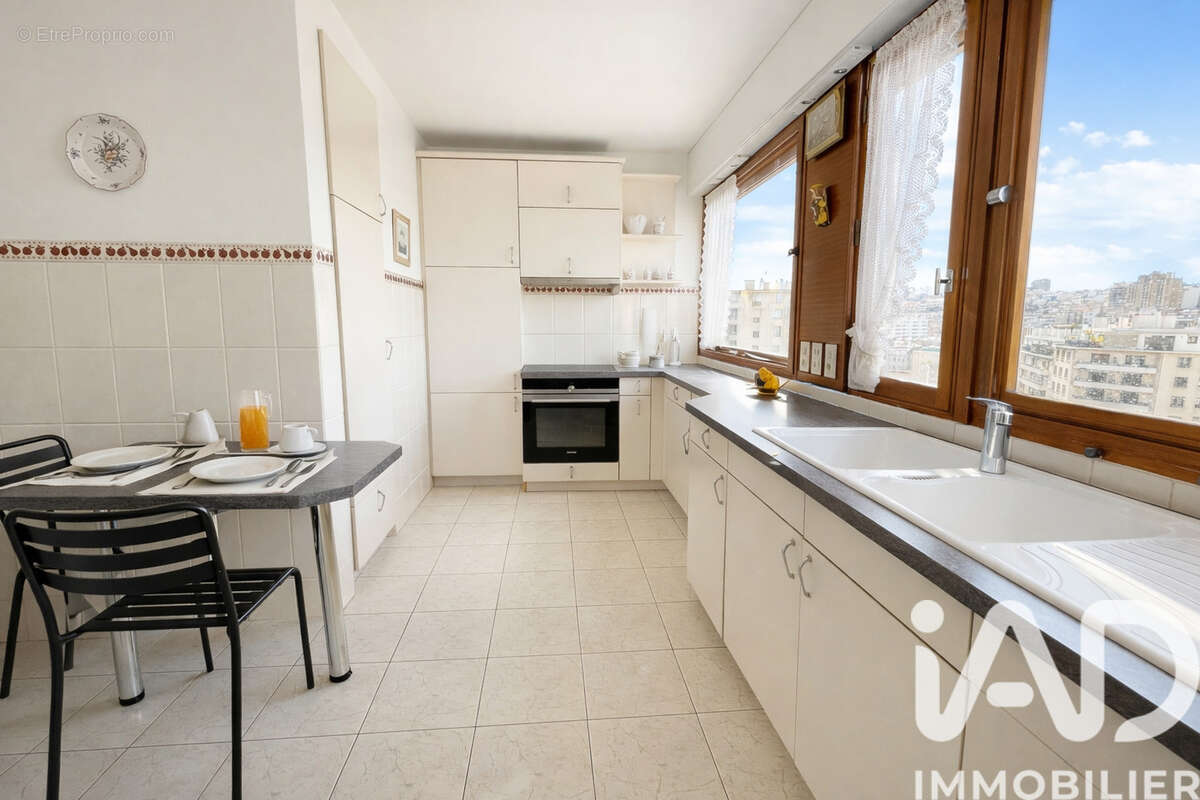 Photo 9 - Appartement à MARSEILLE-6E