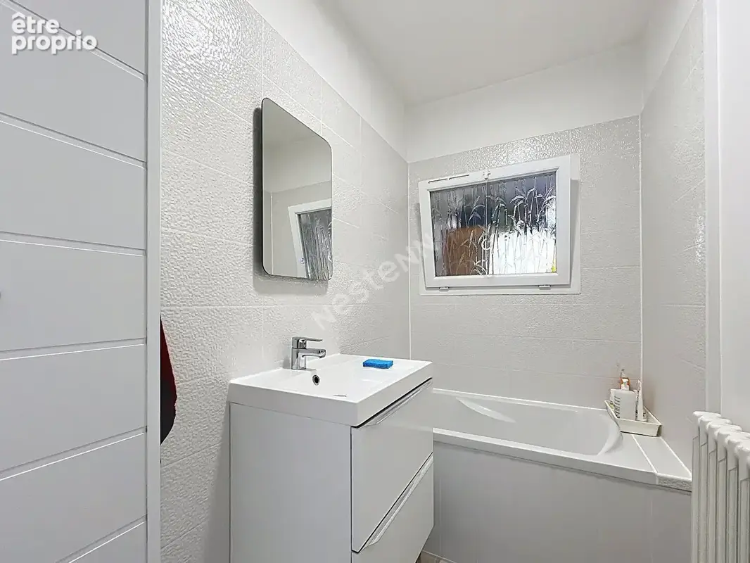 EXCLUSIVITE / NANTES Rond-point de Vannes, Sainte-Thérèse / Appartement  3 pièce(s) 64 m2 / Parking et cave - photo 9