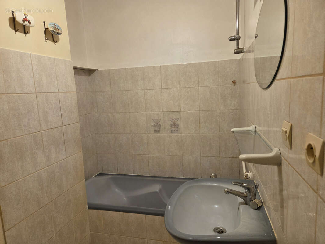 Appartement à VERCEL-VILLEDIEU-LE-CAMP