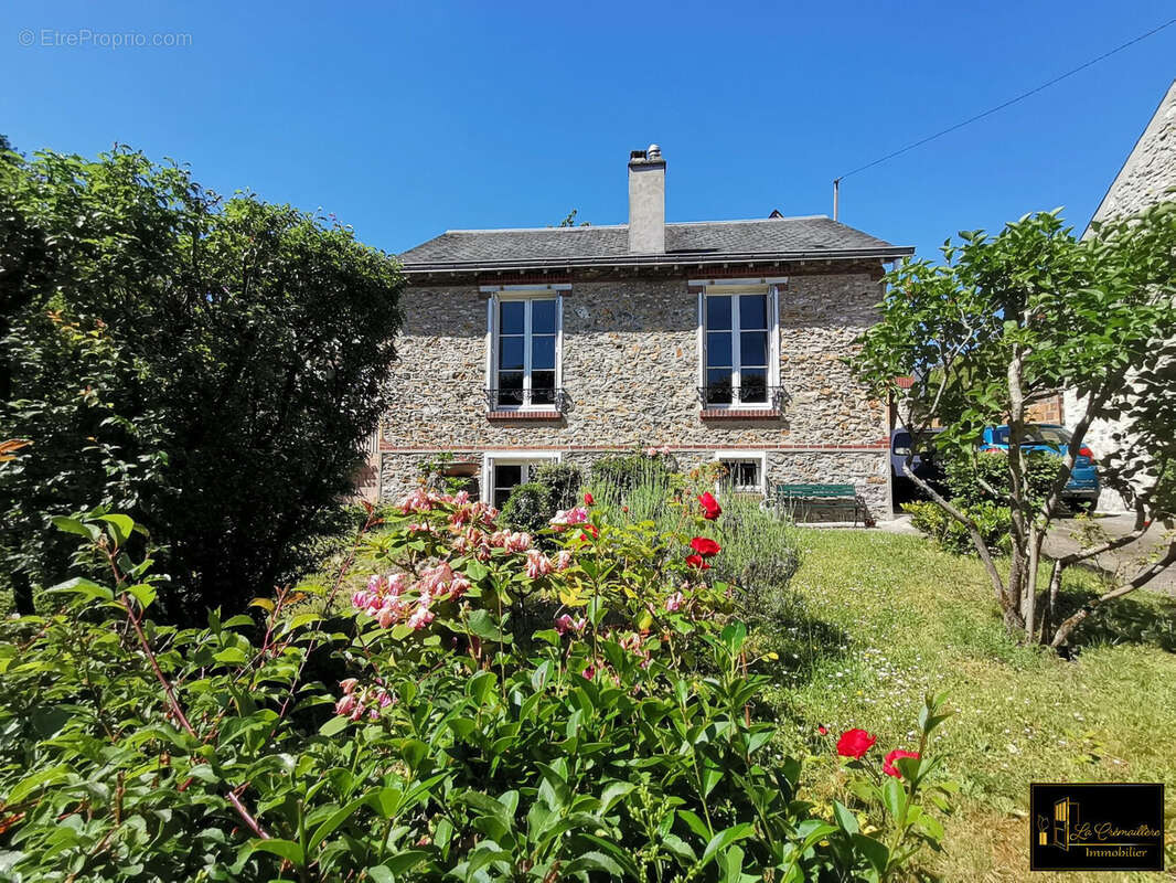 Maison à DOURDAN