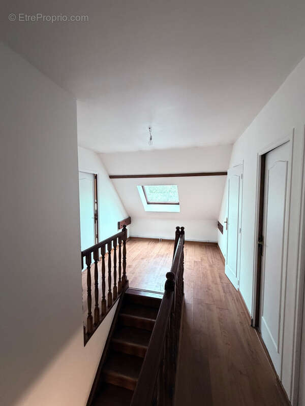 Maison à LA VILLE-DU-BOIS