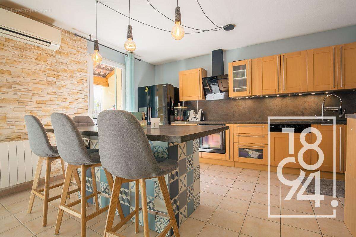 Appartement à MARSEILLE-10E
