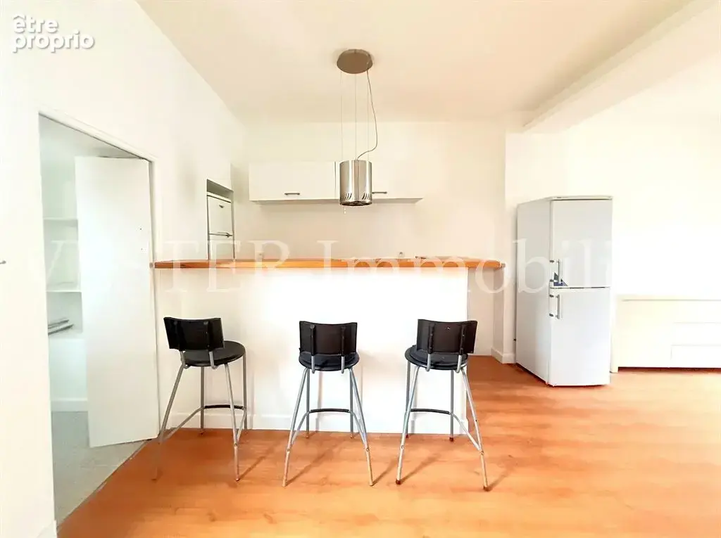 Au Cœur de COLOMBES - 2 pieces de 48.5 m² - photo 5