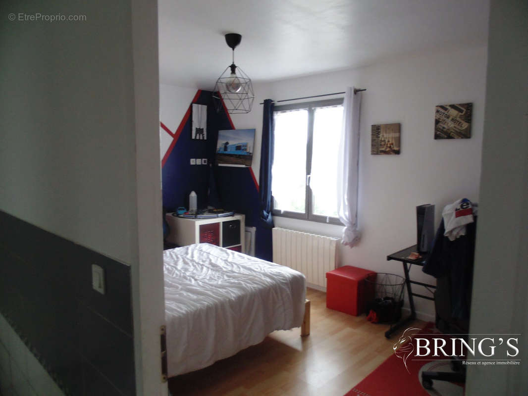 Maison à AZAY-SUR-CHER